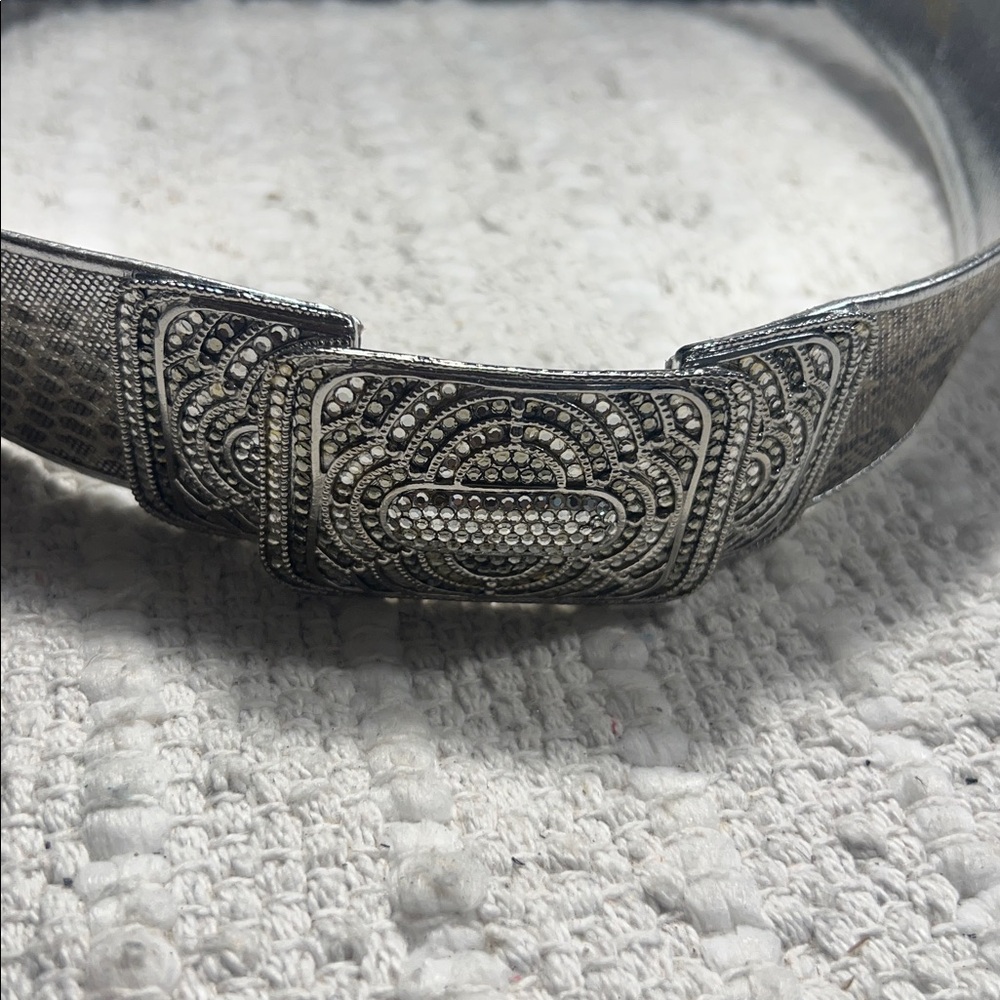 Finesse La Model Silver Python Belt Elegant Embel… - image 1